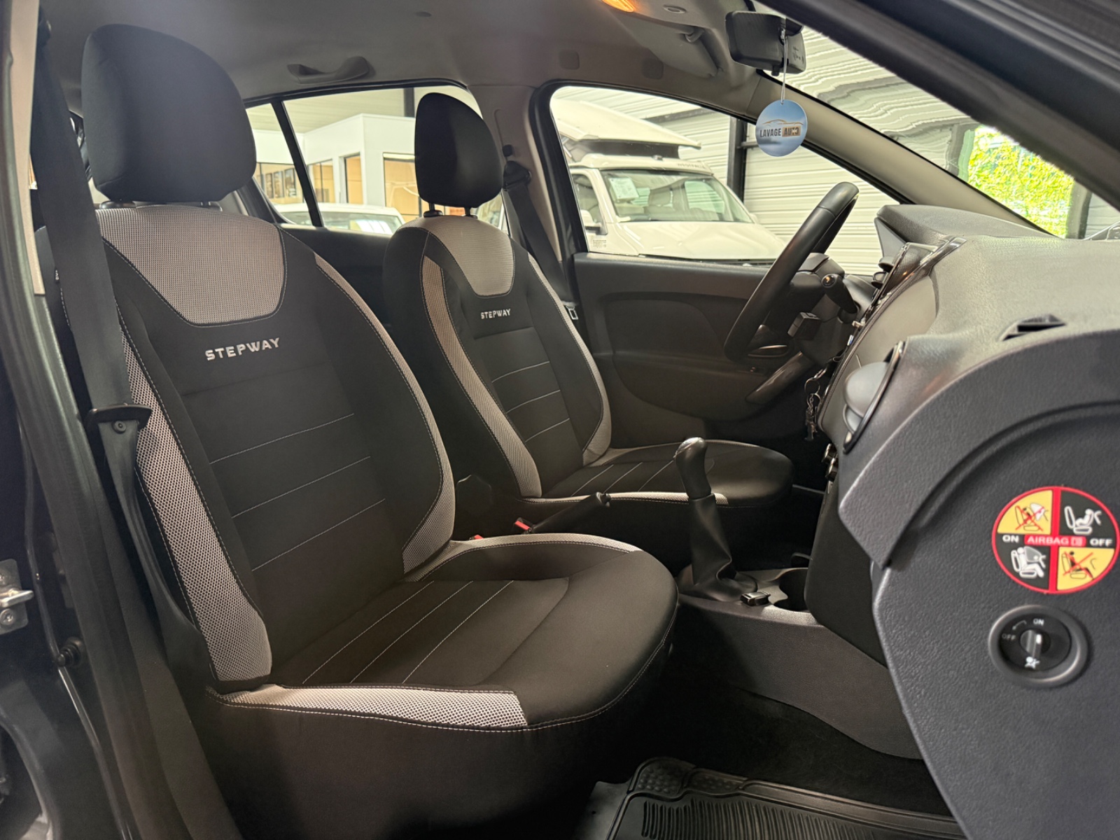 Photo véhicule DACIA SANDERO