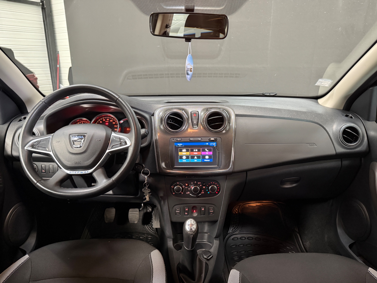 Photo véhicule DACIA SANDERO