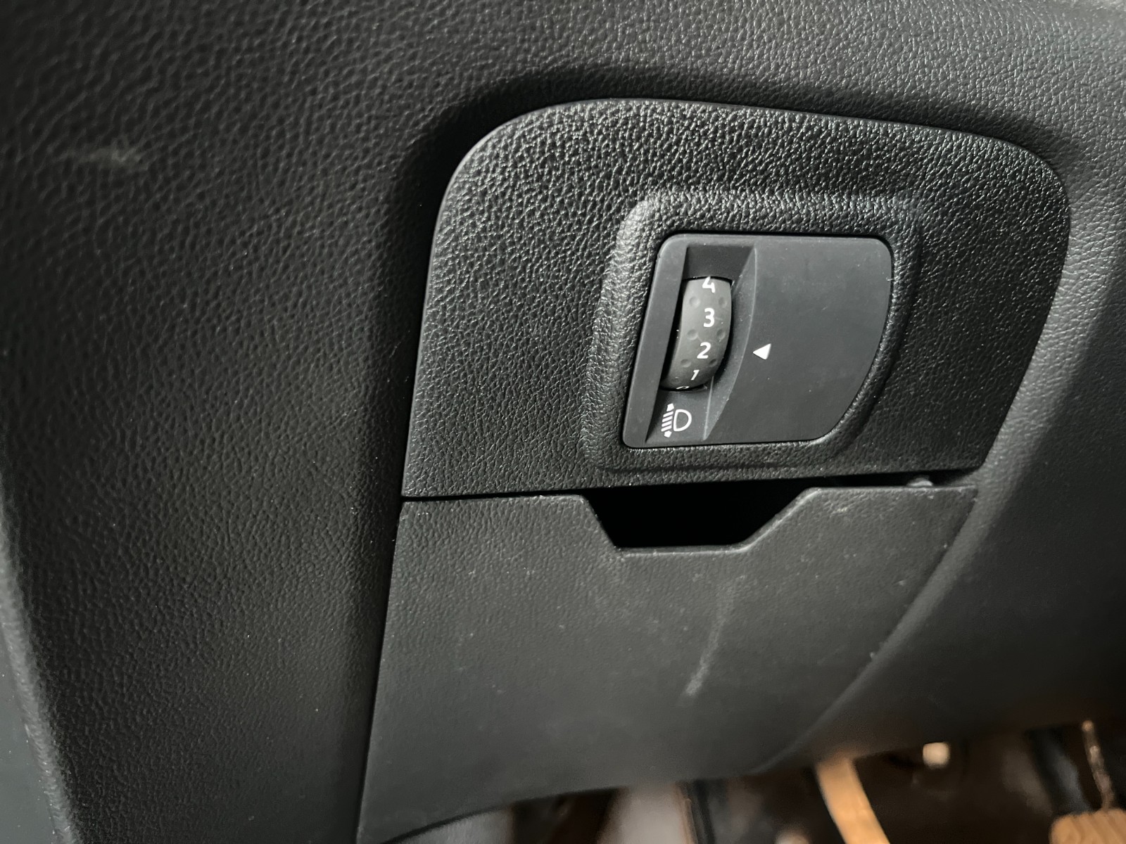 Photo véhicule RENAULT SCENIC IV