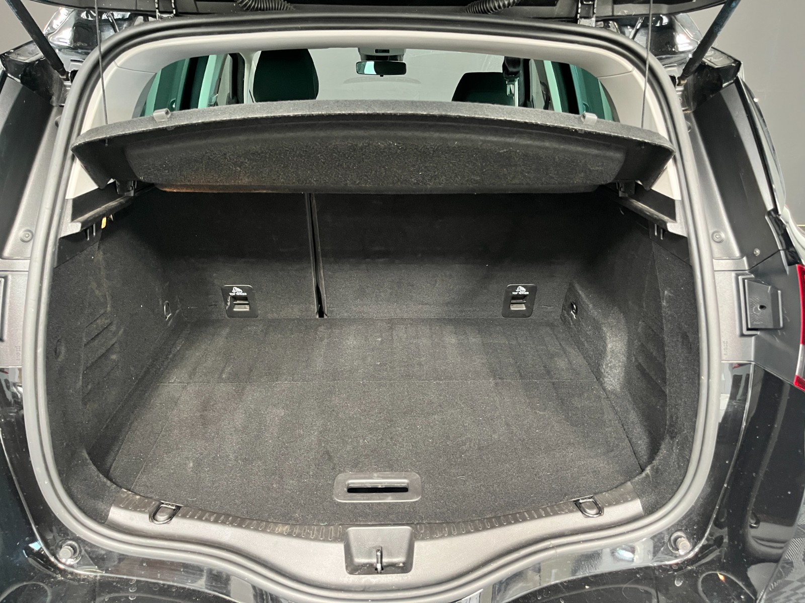 Photo véhicule RENAULT SCENIC IV