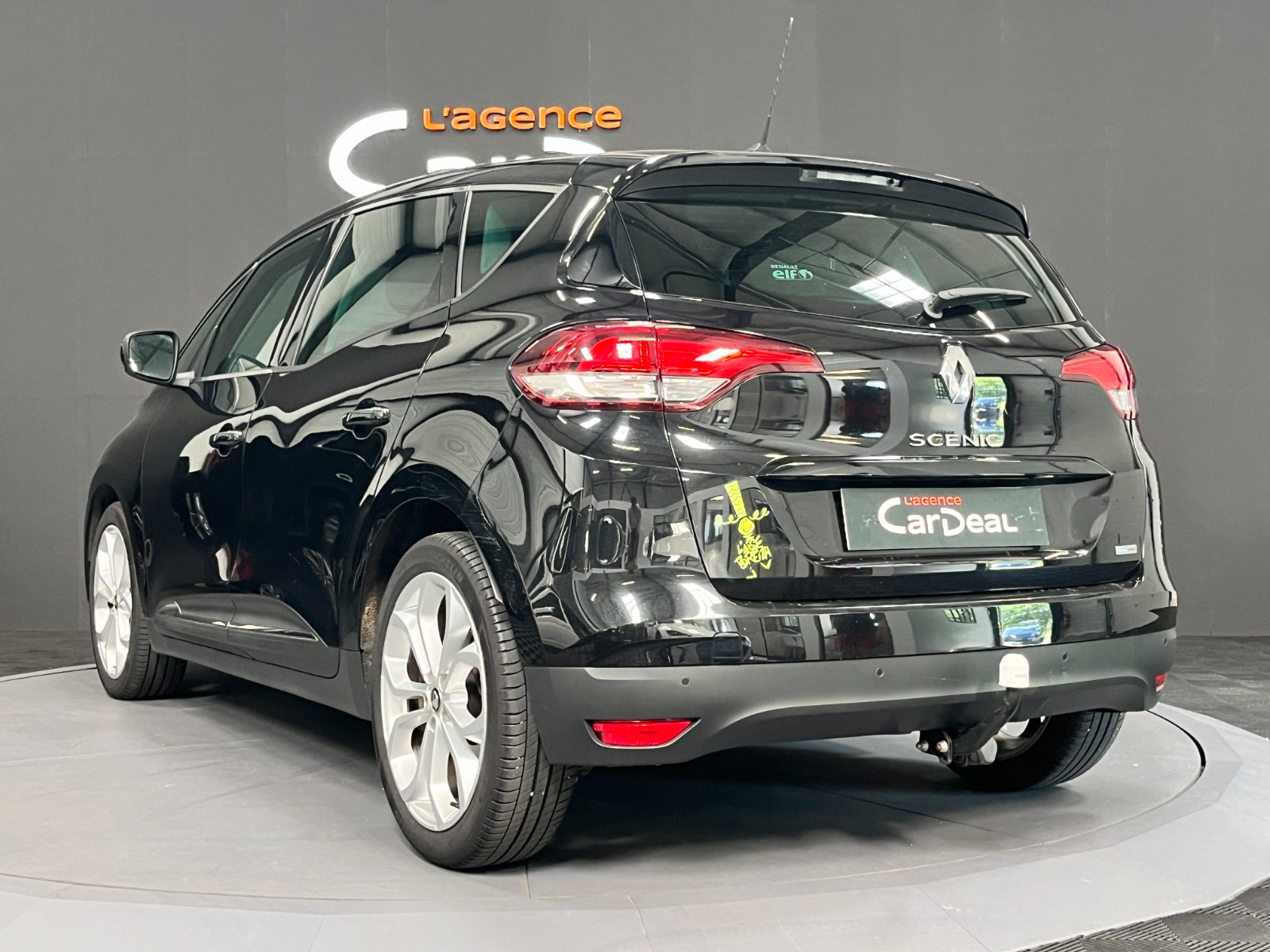 Photo véhicule RENAULT SCENIC IV