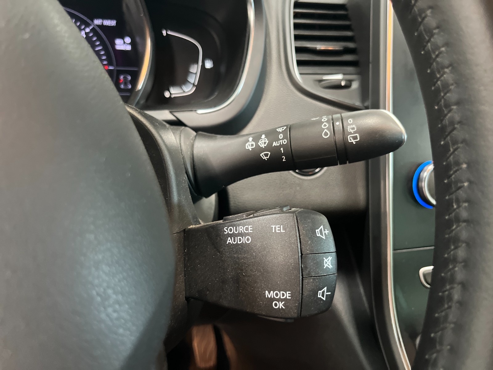 Photo véhicule RENAULT SCENIC IV