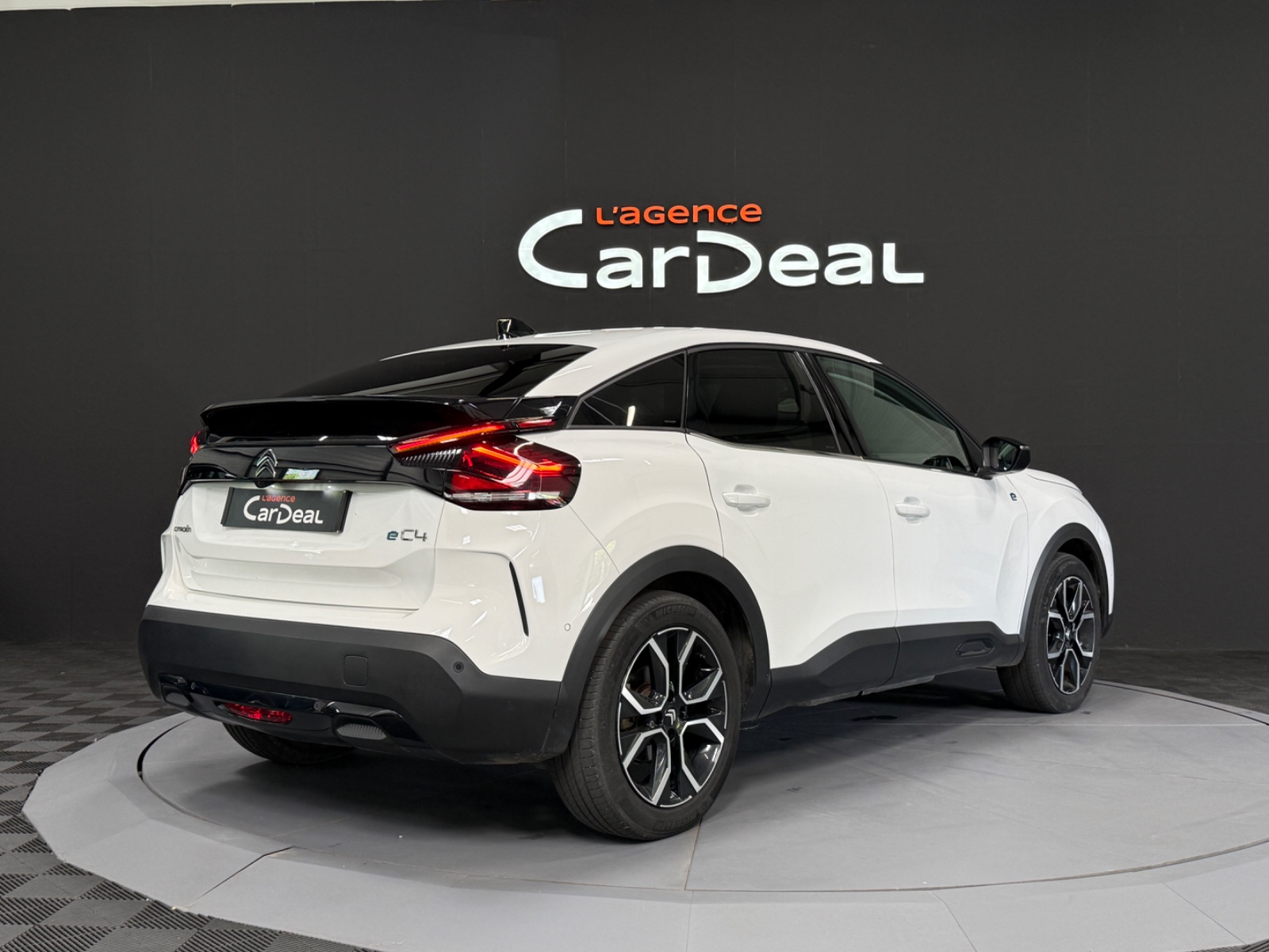 Photo véhicule CITROEN C4