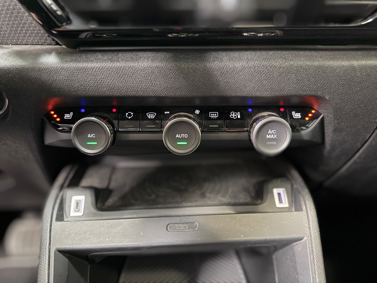 Photo véhicule CITROEN C4