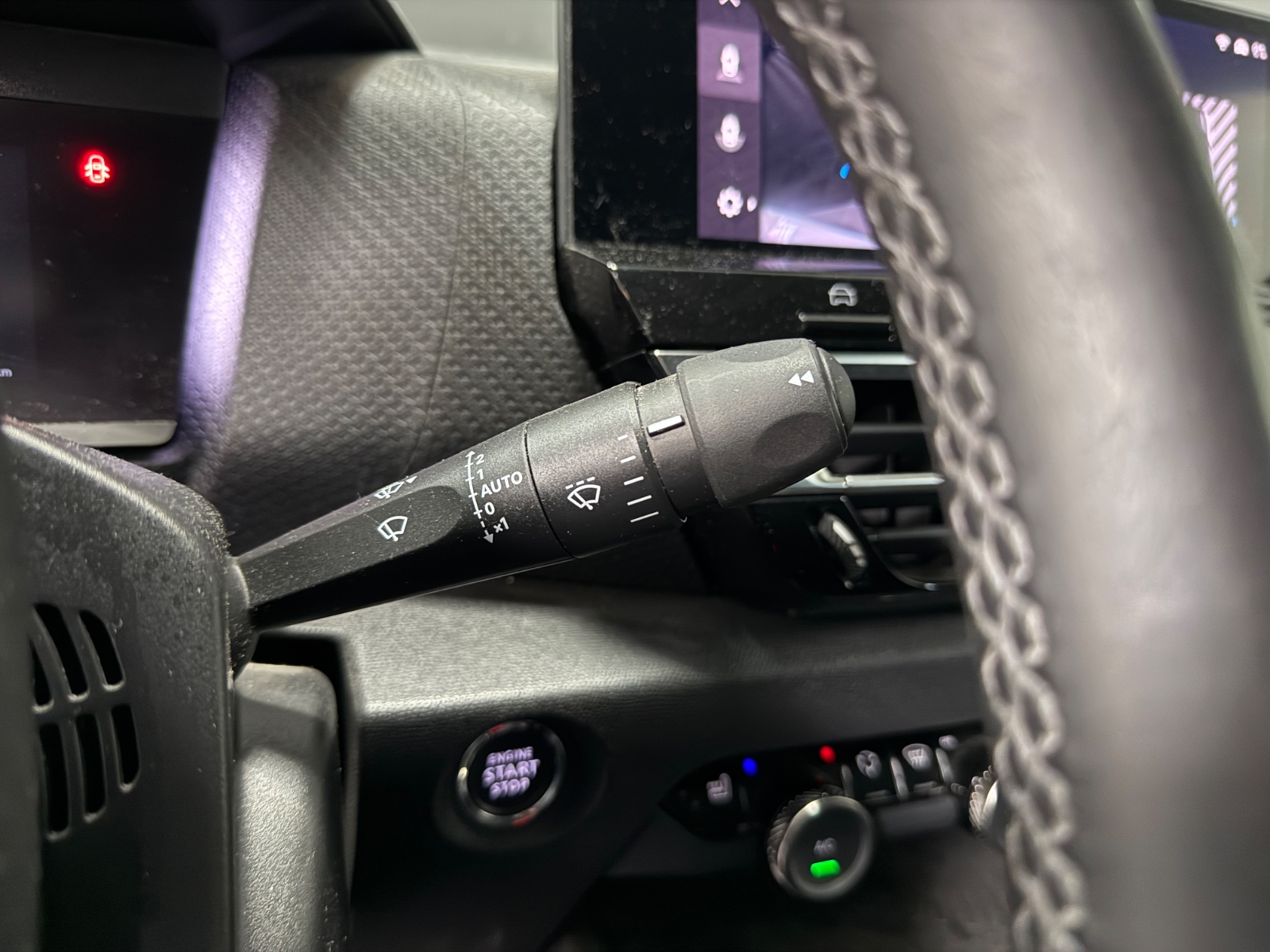 Photo véhicule CITROEN C4