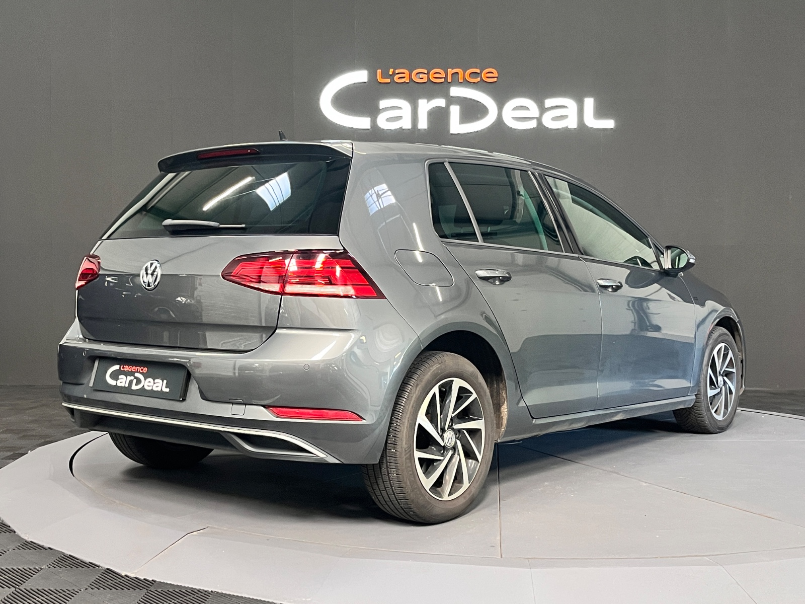 Photo véhicule VOLKSWAGEN GOLF