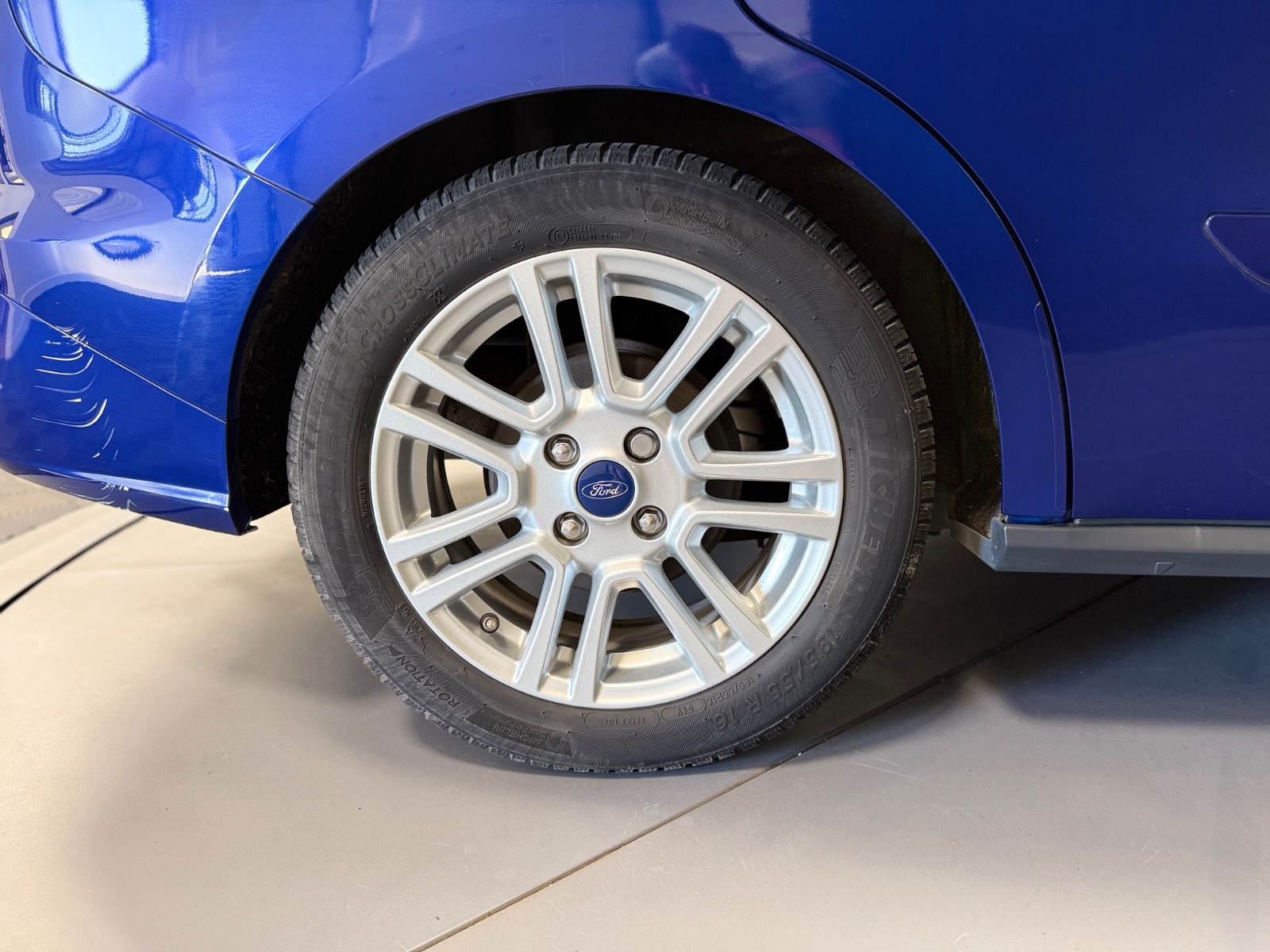 Photo véhicule FORD TOURNEO COURIER