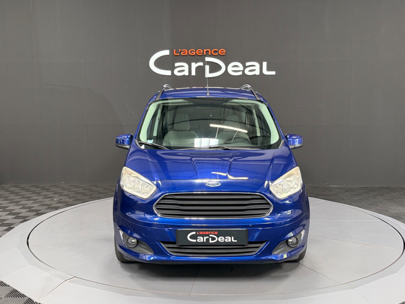 Photo véhicule FORD TOURNEO COURIER