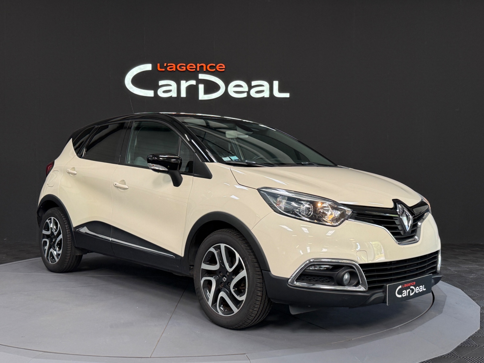 Photo véhicule RENAULT CAPTUR