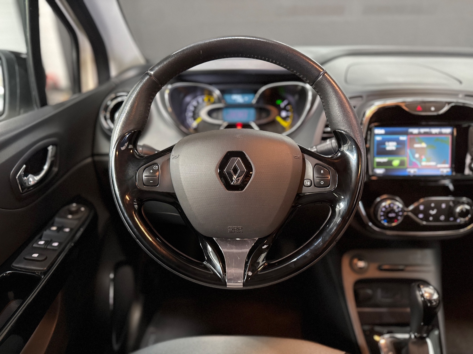 Photo véhicule RENAULT CAPTUR