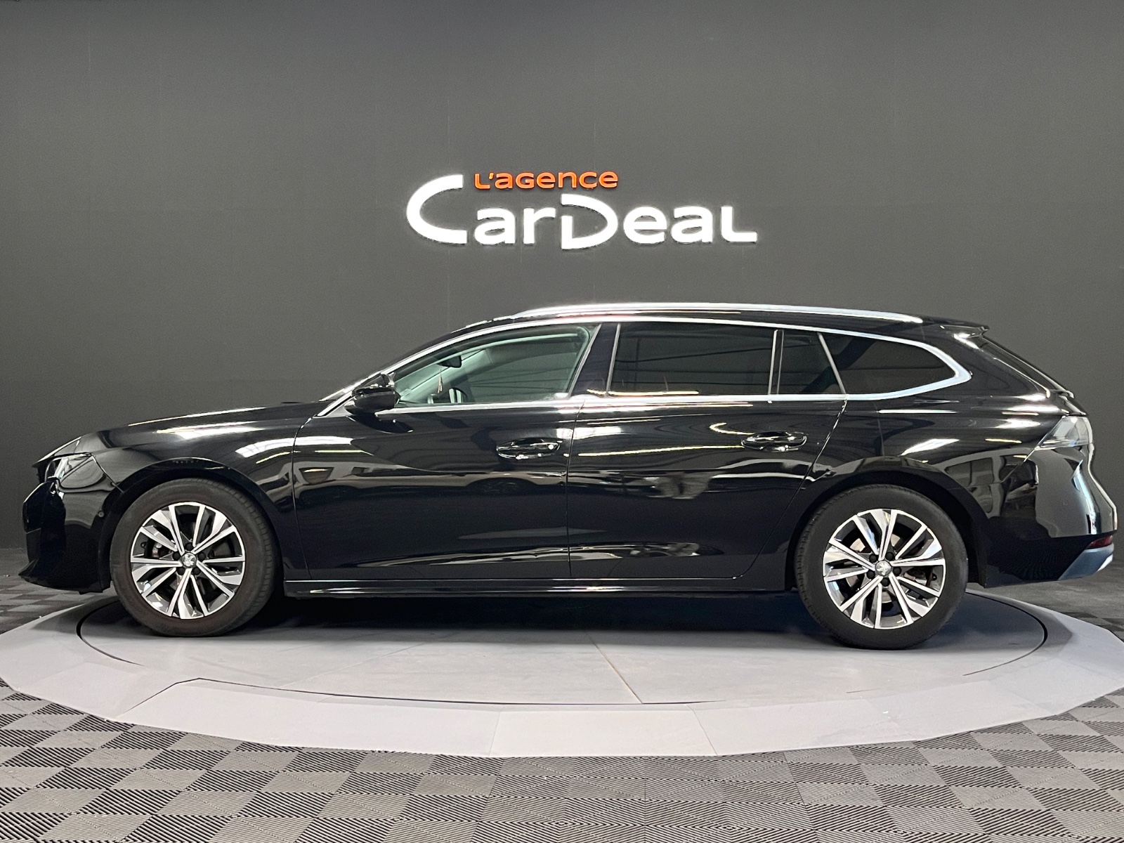 Photo véhicule PEUGEOT 508 SW