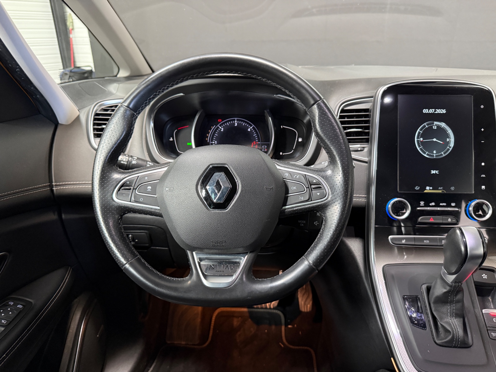 Photo véhicule RENAULT SCENIC IV