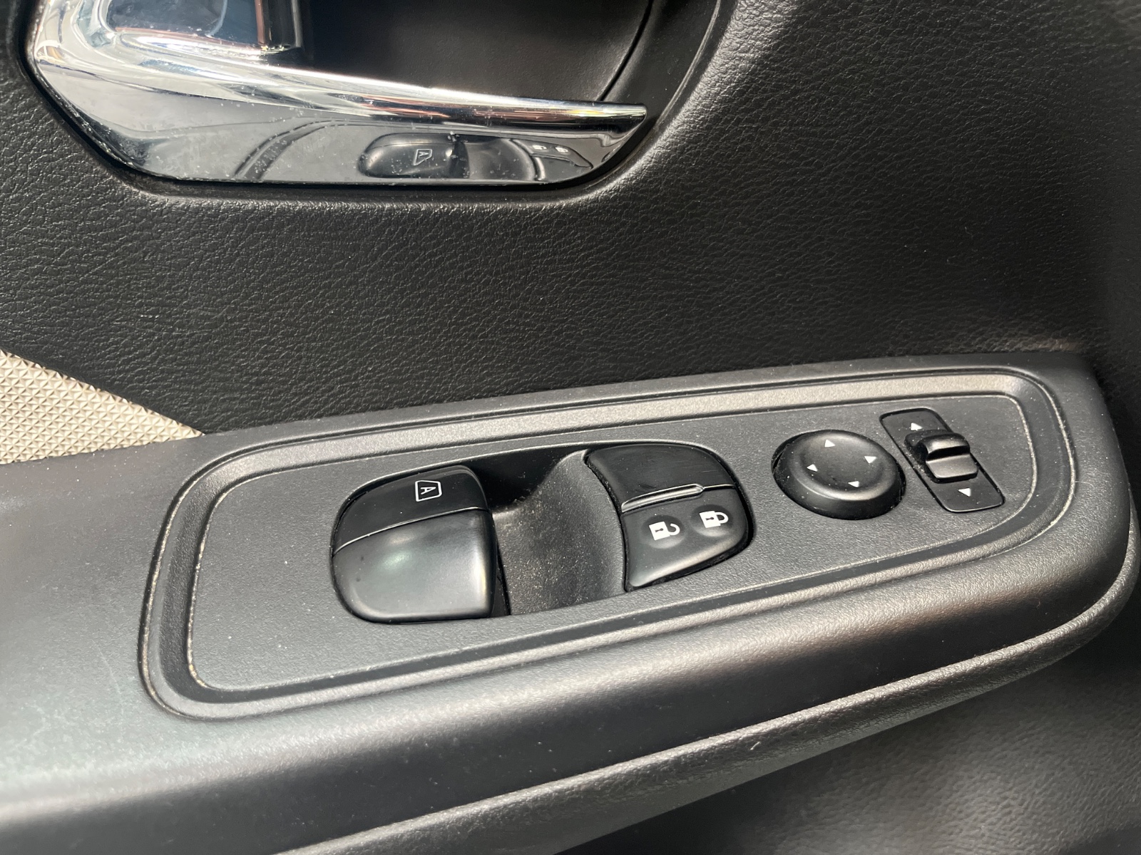 Photo véhicule NISSAN MICRA 2017