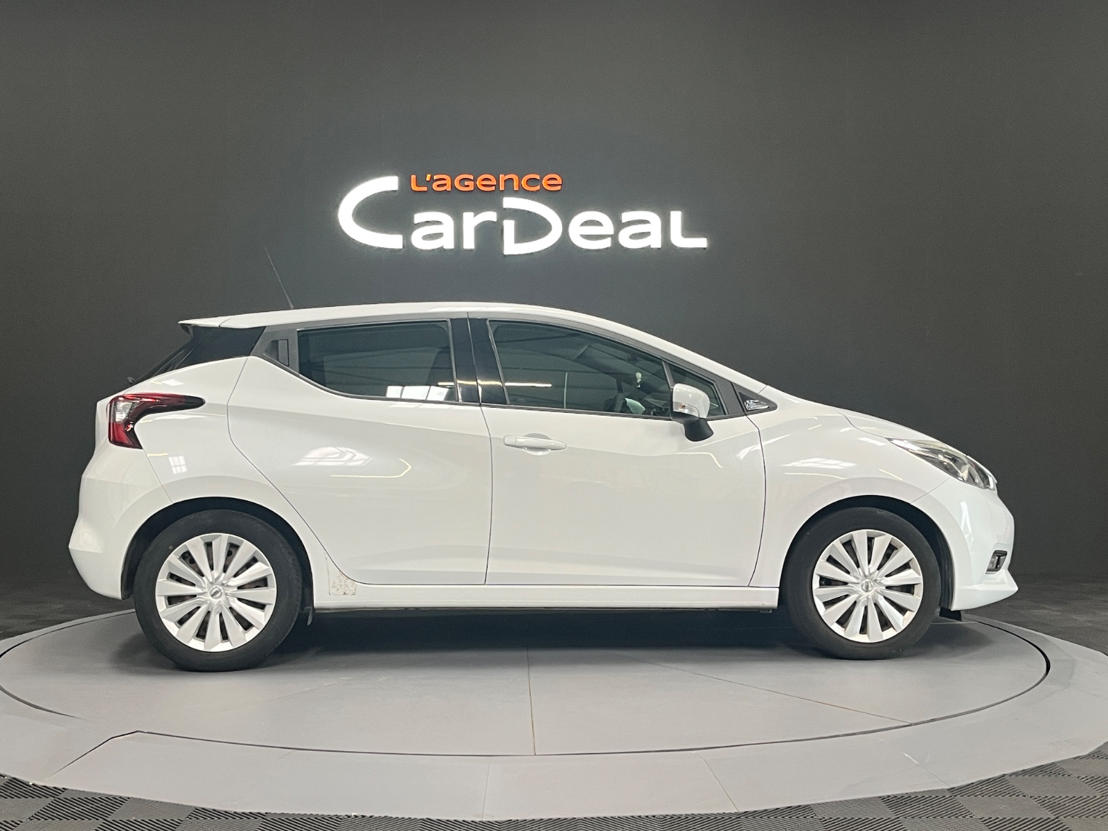 Photo véhicule NISSAN MICRA 2017