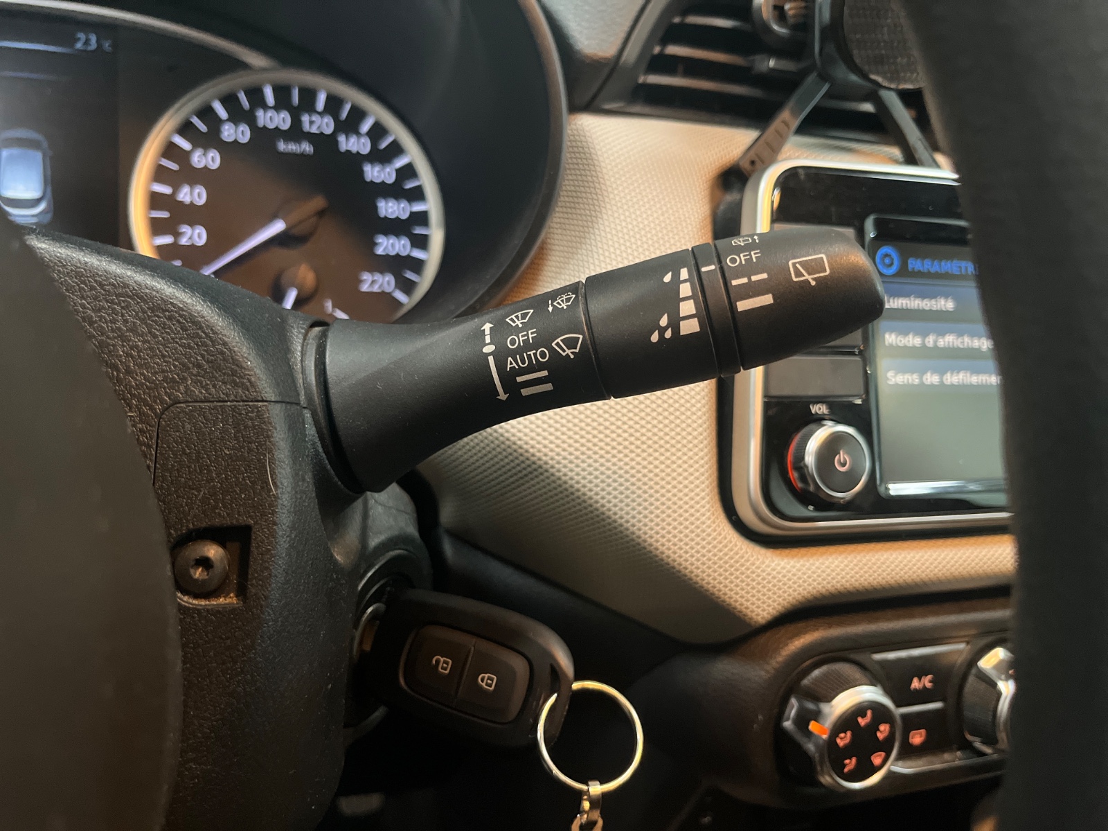 Photo véhicule NISSAN MICRA 2017