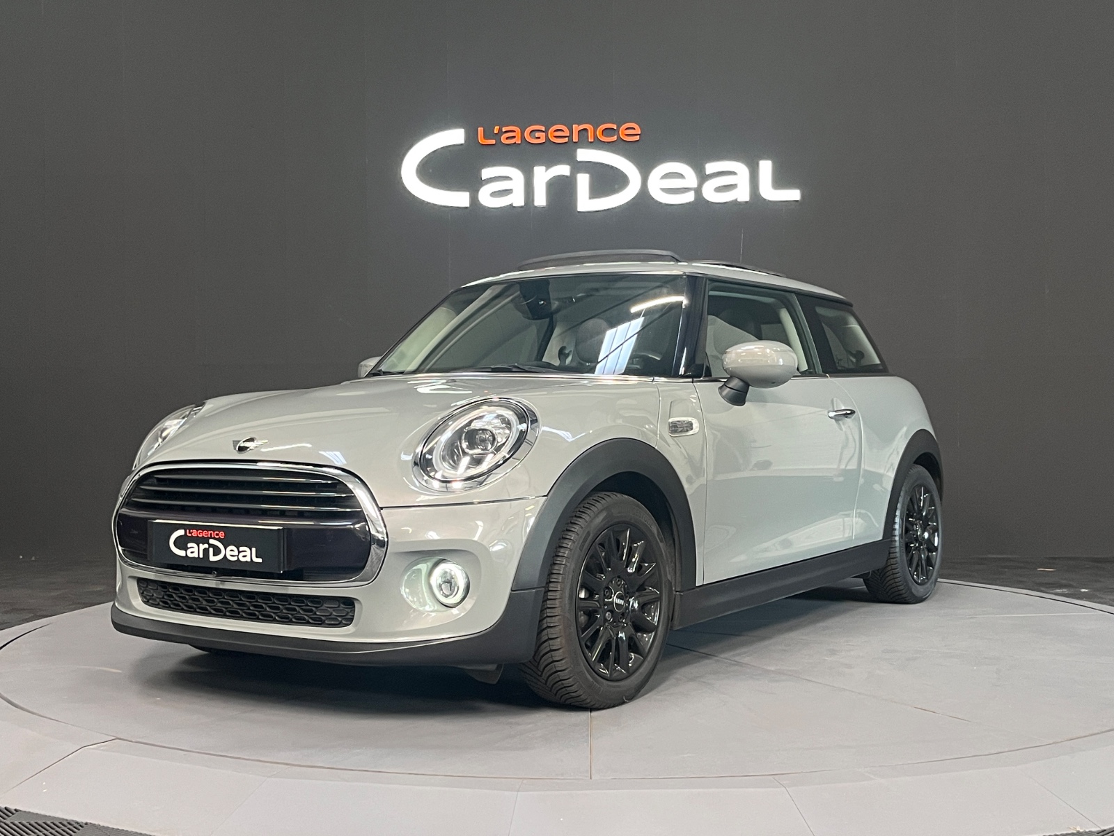 MINI COOPER 1.5 GREENWICH