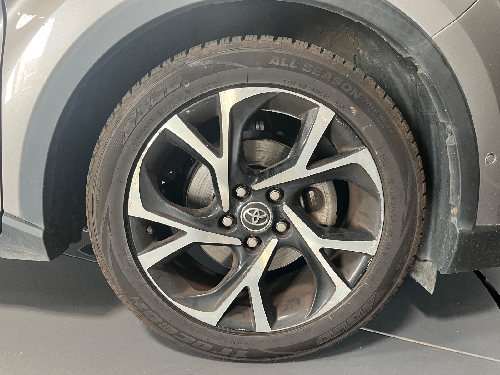 Photo véhicule TOYOTA C-HR PRO RC18