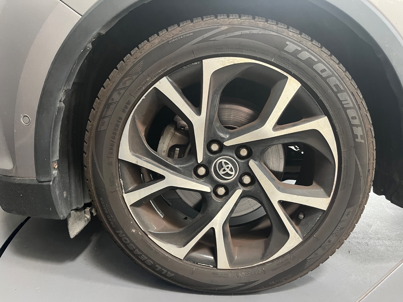 Photo véhicule TOYOTA C-HR PRO RC18