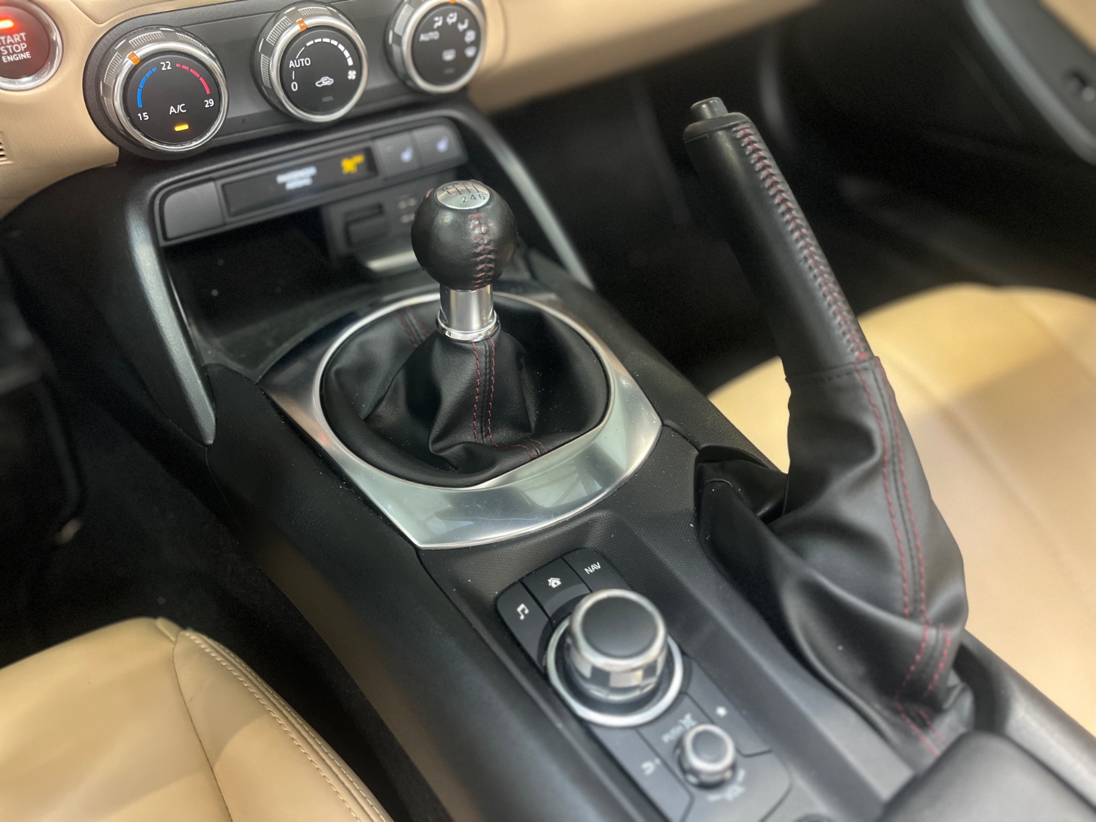 Photo véhicule MAZDA MX-5