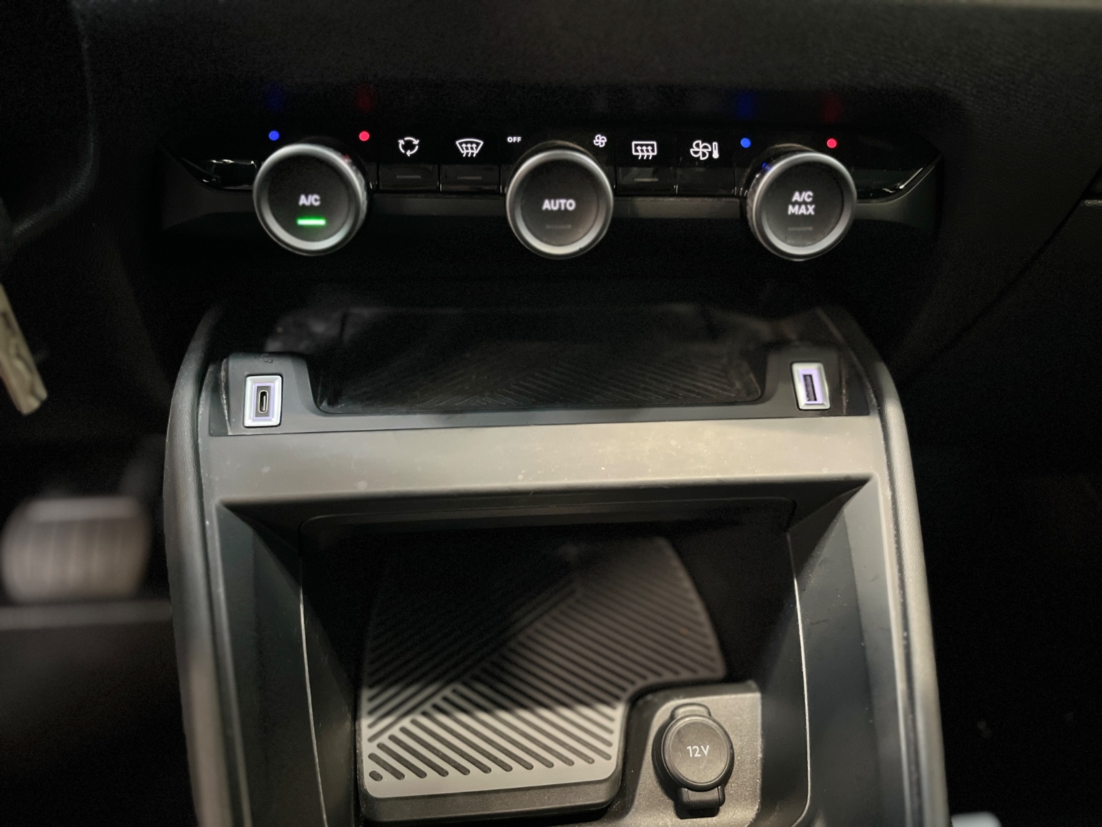 Photo véhicule CITROEN C4