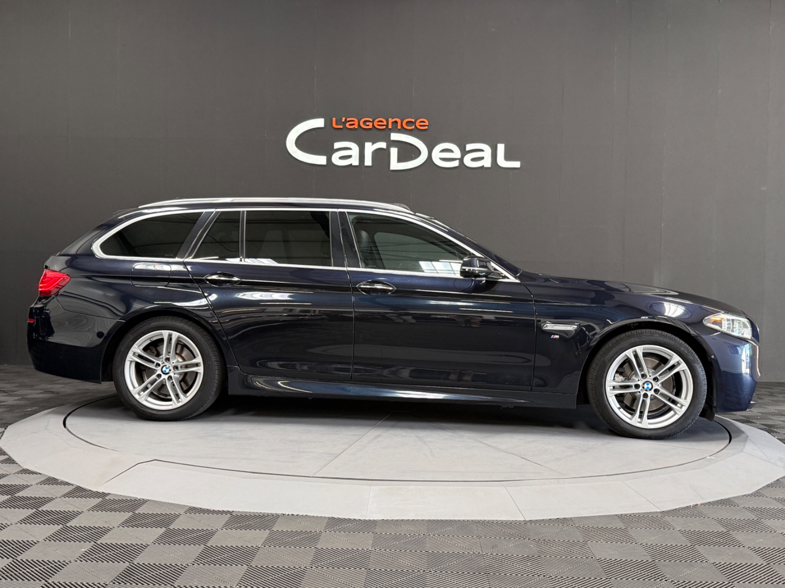 Photo véhicule BMW SERIE 5 TOURING
