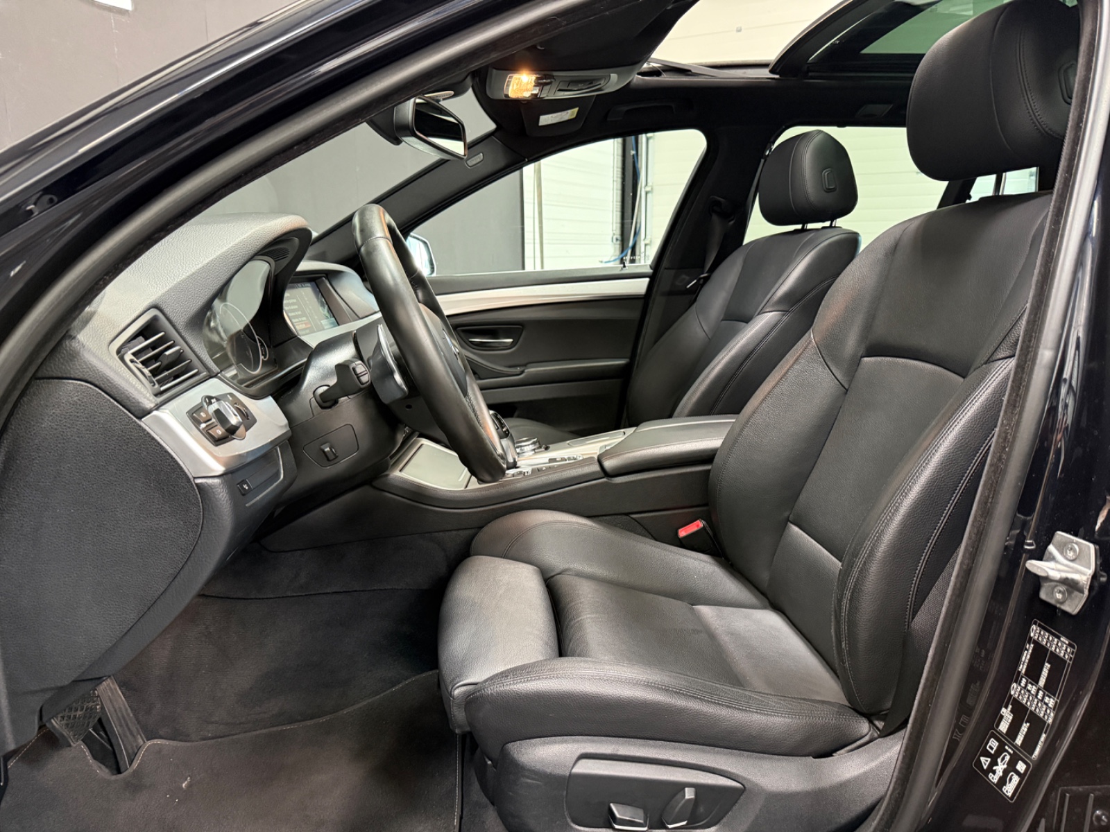 Photo véhicule BMW SERIE 5 TOURING