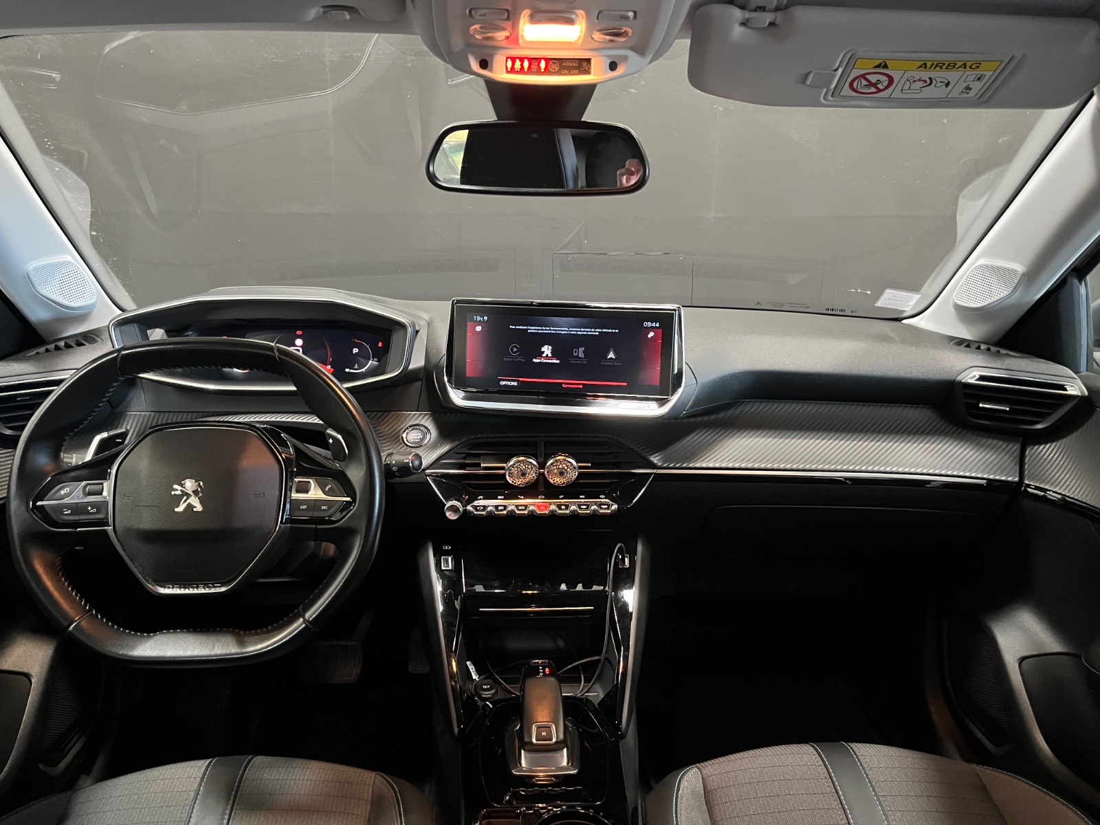 Photo véhicule PEUGEOT 208