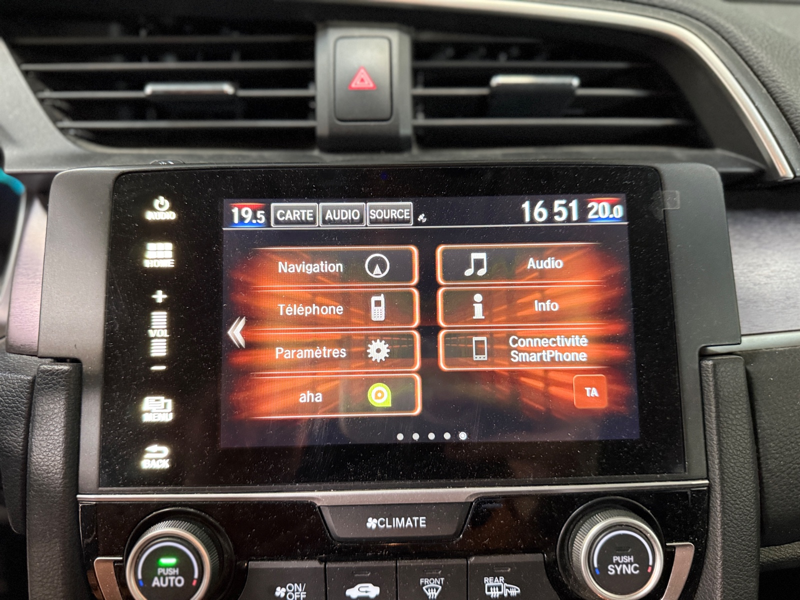 Photo véhicule HONDA CIVIC 4 PORTES 2018