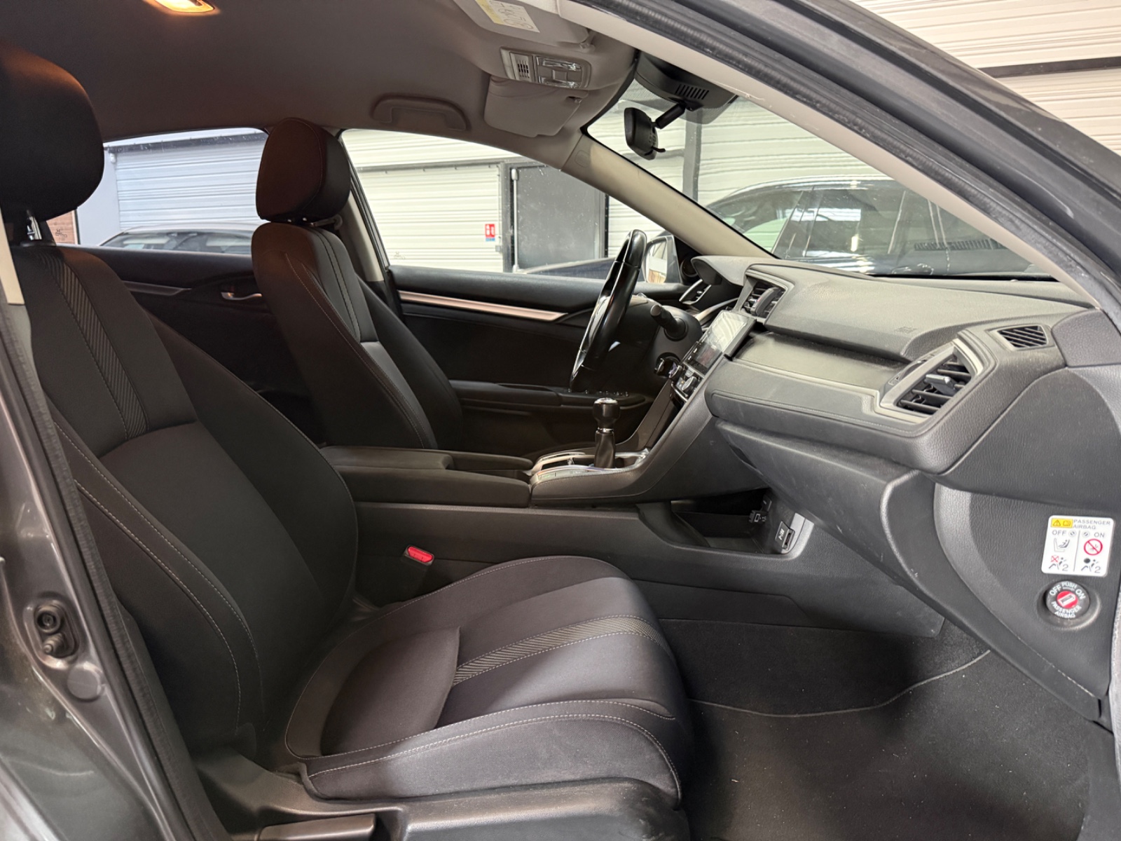 Photo véhicule HONDA CIVIC 4 PORTES 2018