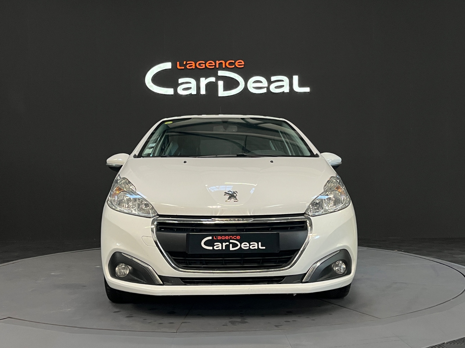 Photo véhicule PEUGEOT 208