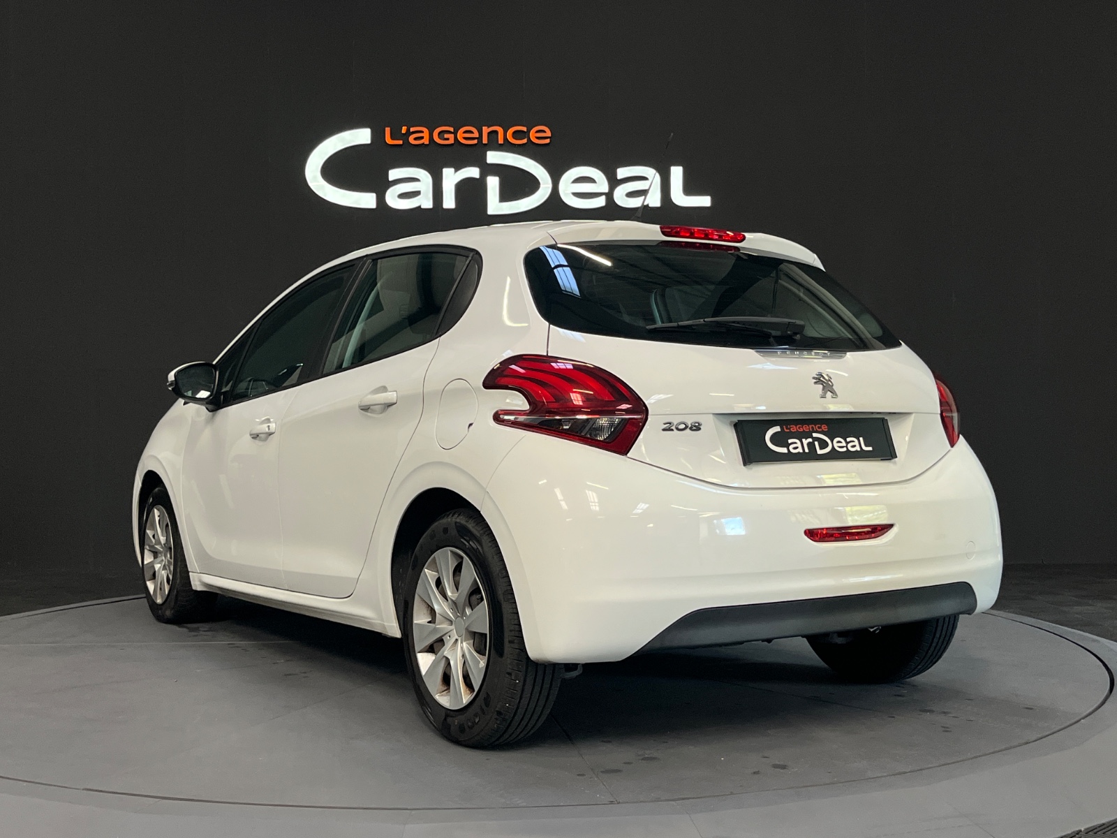 Photo véhicule PEUGEOT 208