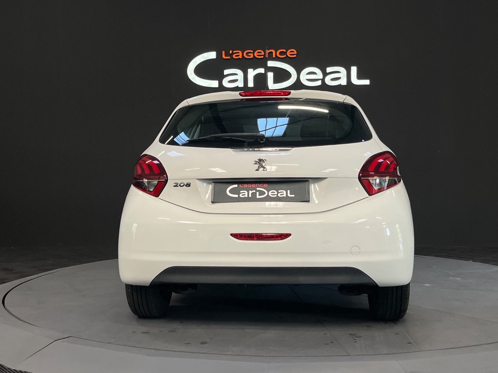 Photo véhicule PEUGEOT 208