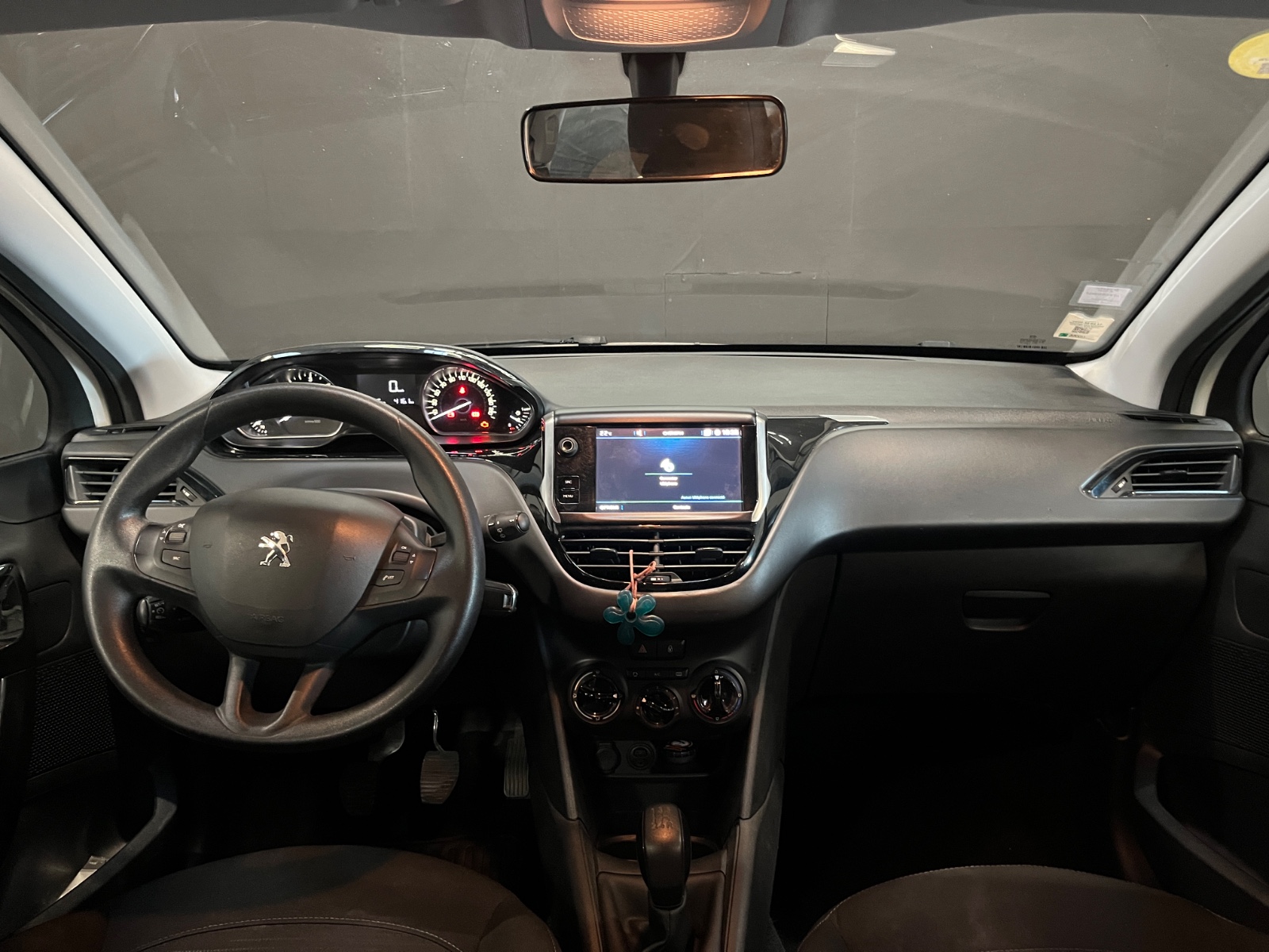 Photo véhicule PEUGEOT 208