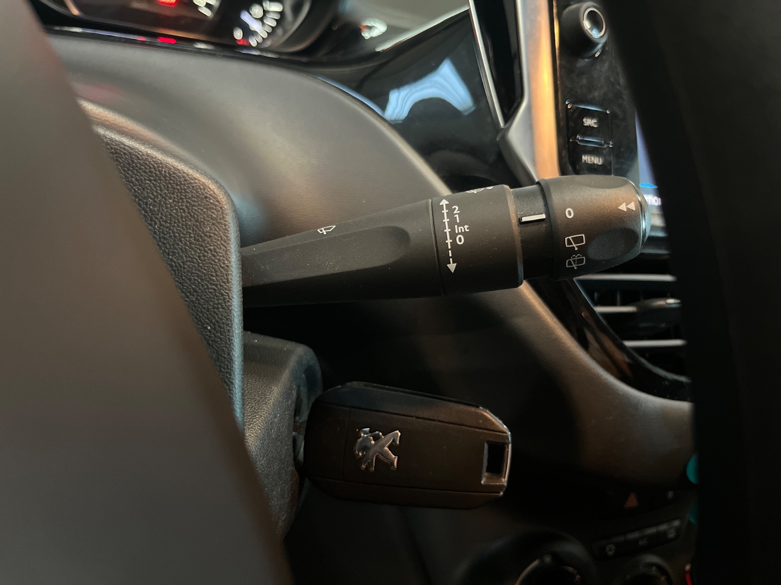 Photo véhicule PEUGEOT 208