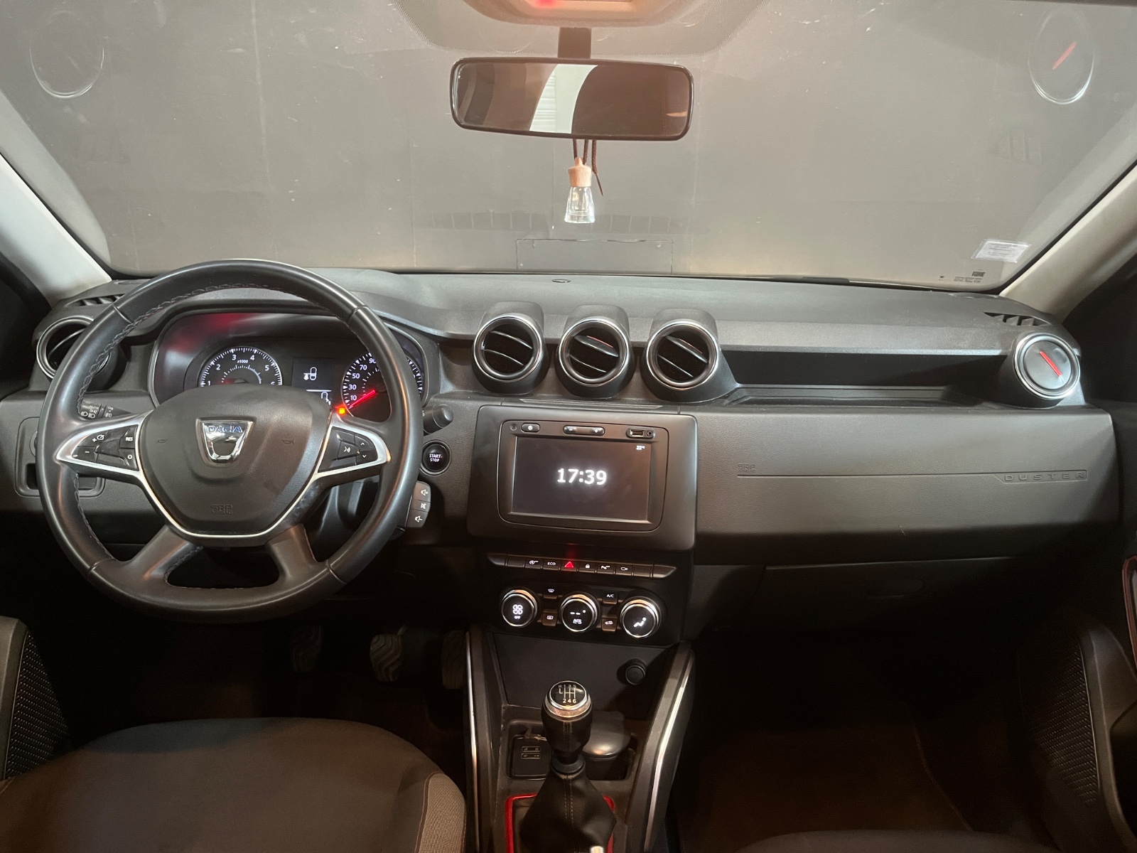 Photo véhicule DACIA DUSTER