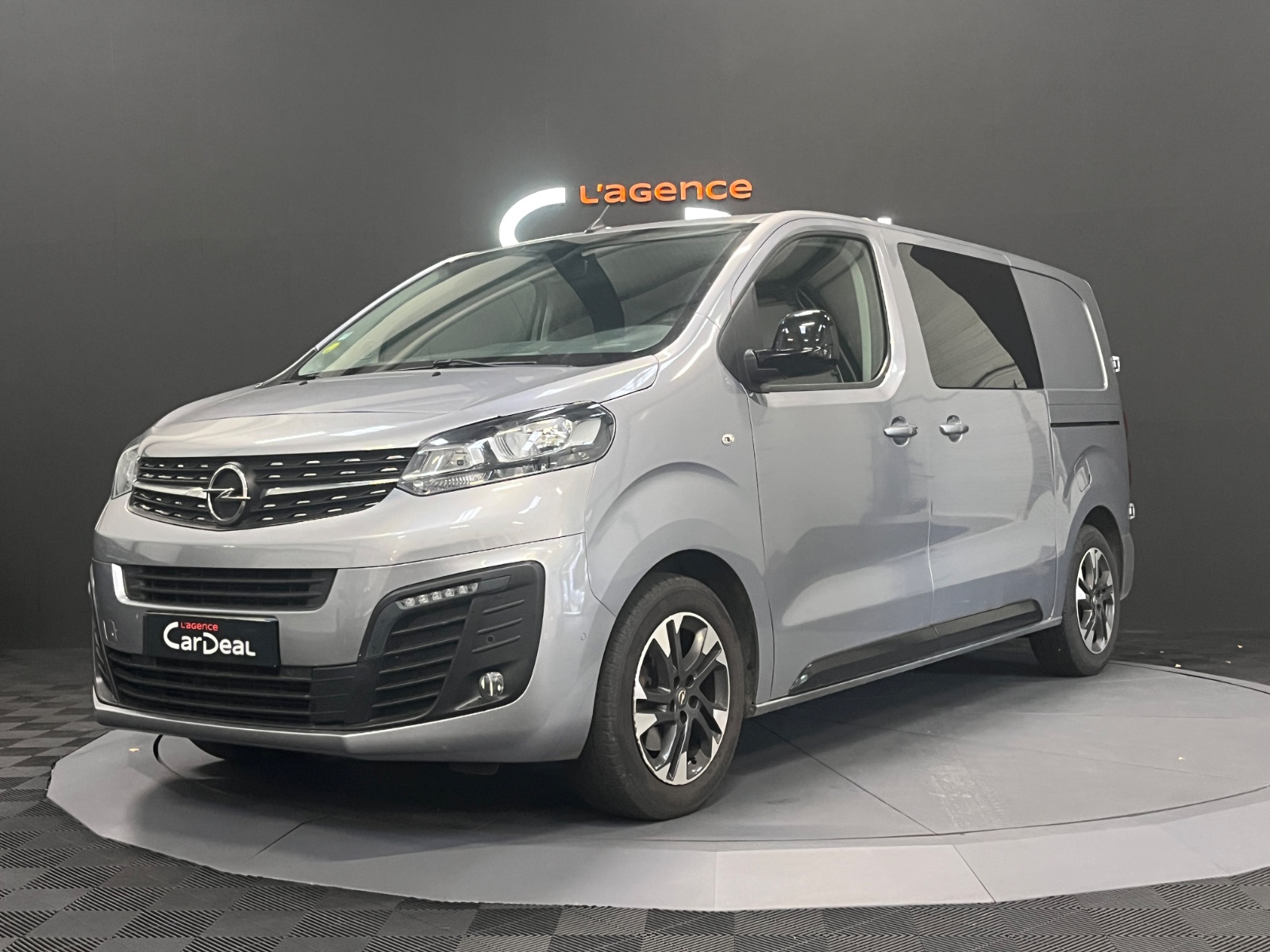OPEL VIVARO FOURGON GN L2 1.5 DIESEL 120 CH ESSENTIA