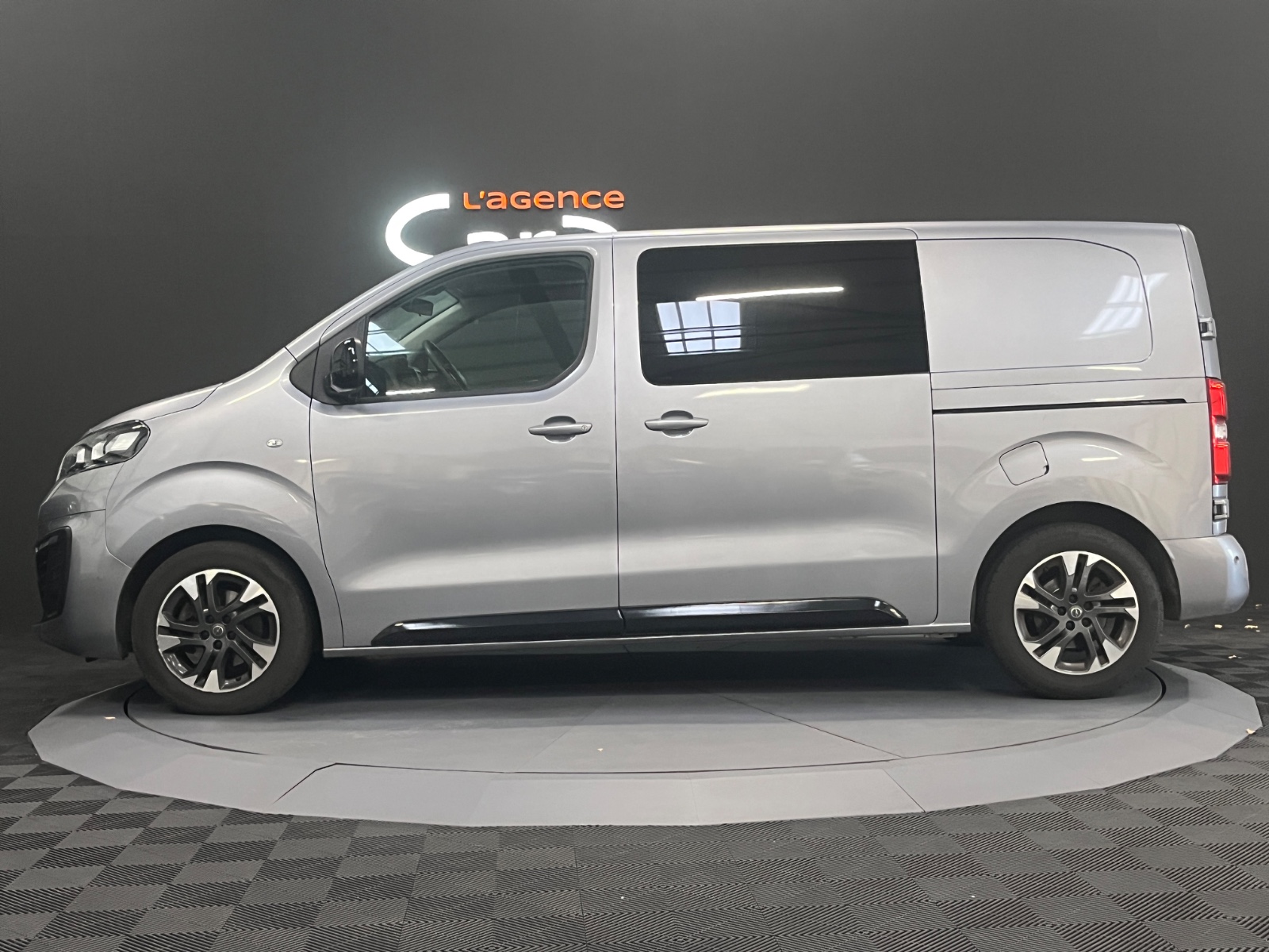 Photo véhicule OPEL VIVARO FOURGON