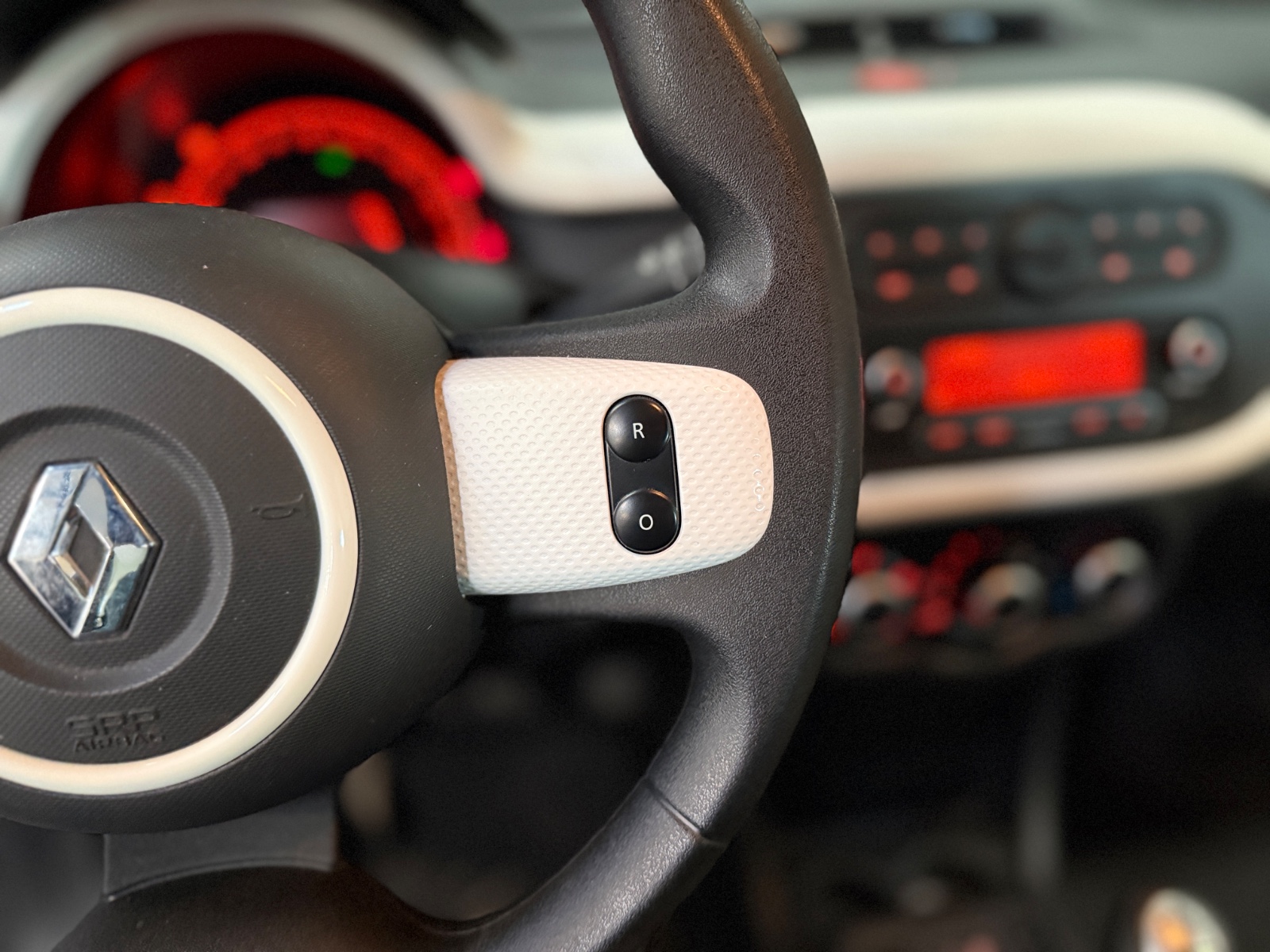 Photo véhicule RENAULT TWINGO III
