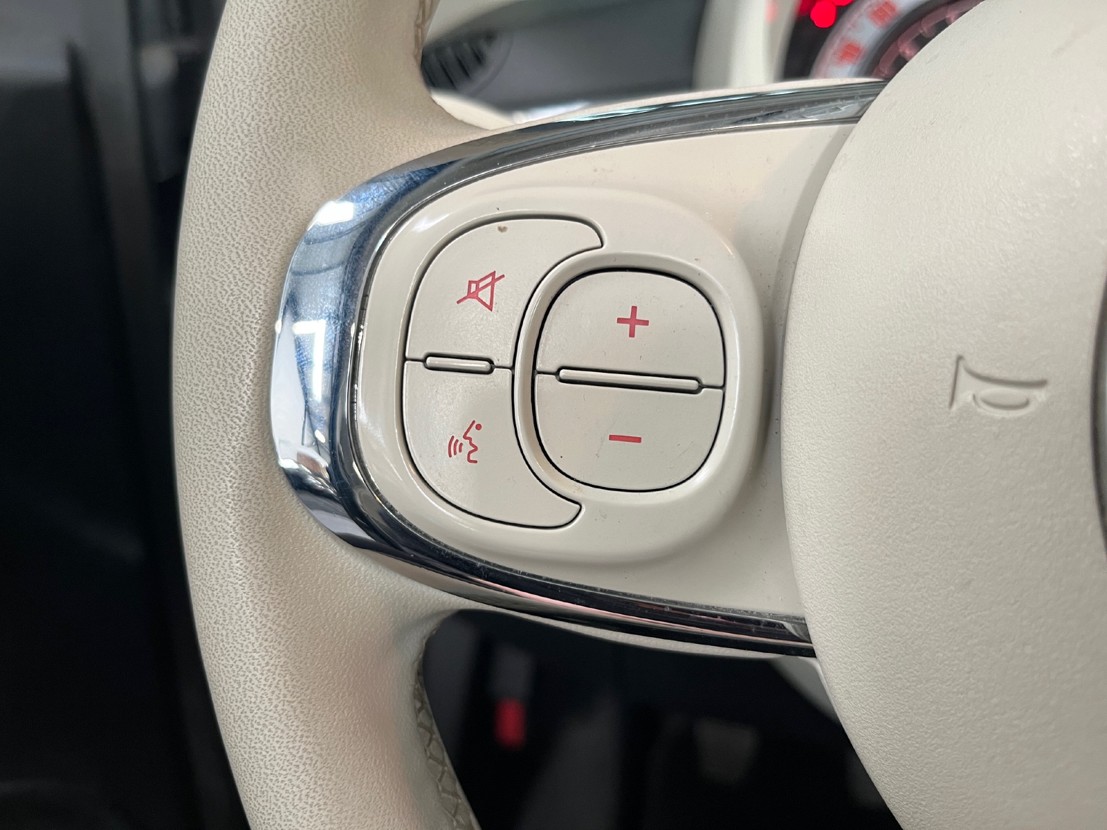 Photo véhicule FIAT 500C