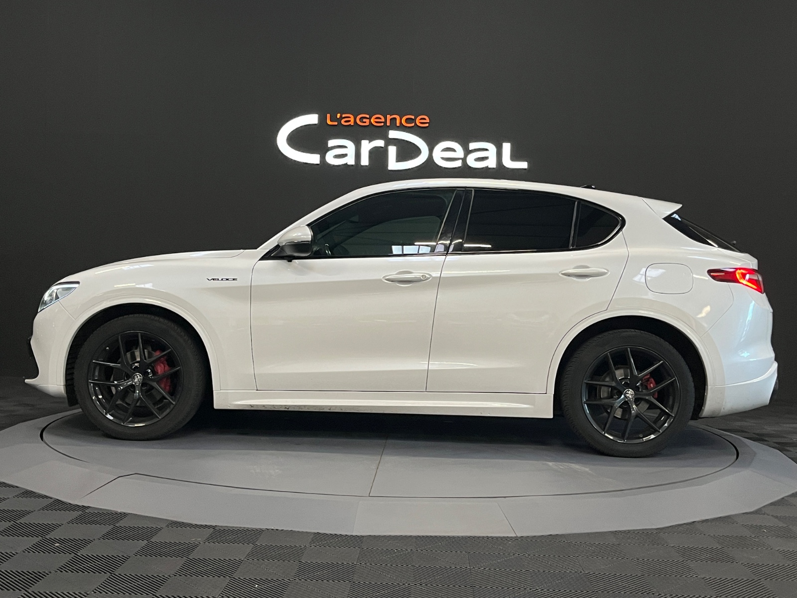 Photo véhicule ALFA ROMEO STELVIO MY20