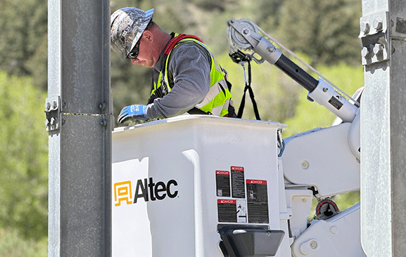 How Traffic Signal Systems Prepare for Winter Weather