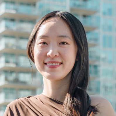 Headshot of Vivian Kwan, Registered Psychologist.