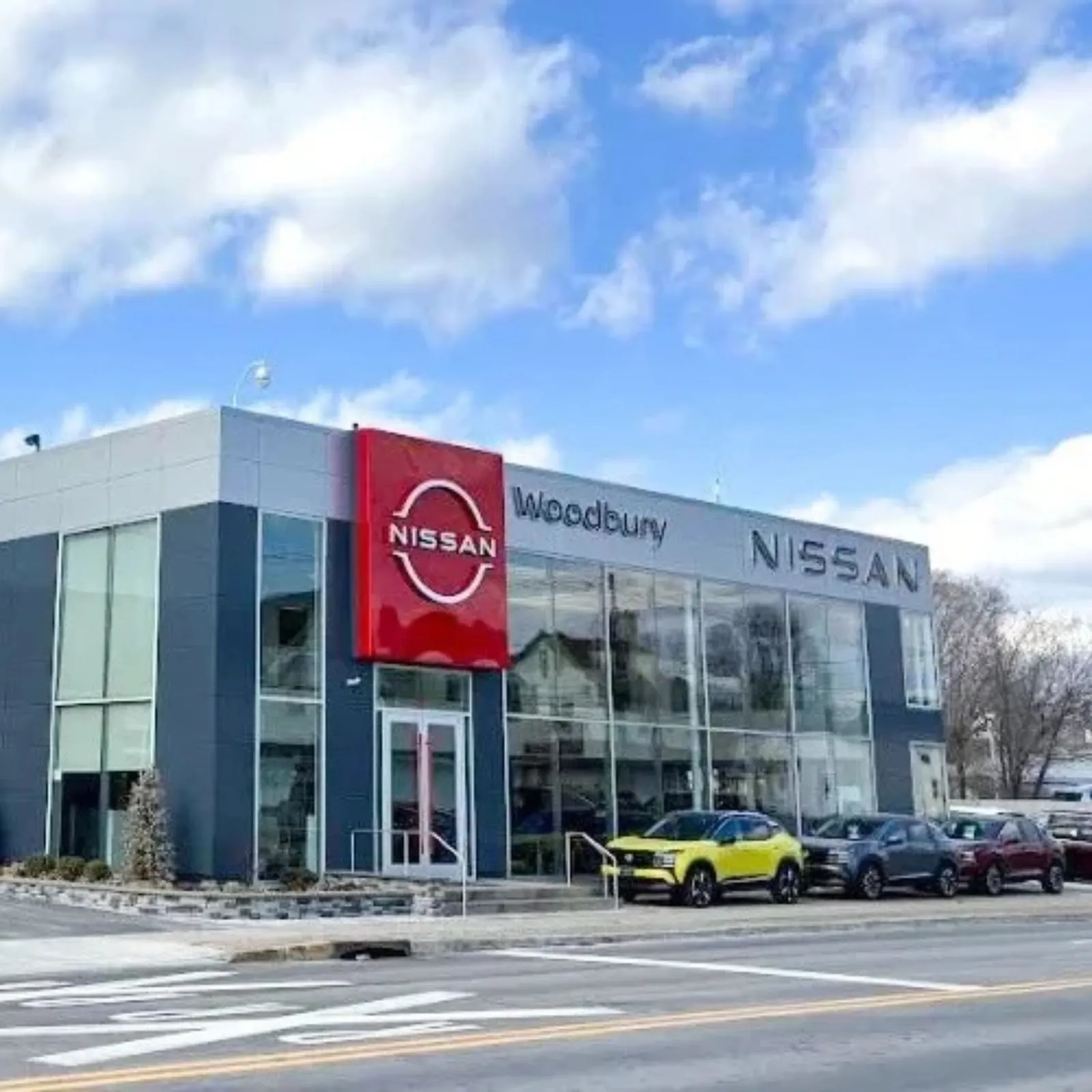 Woodbury Nissan dealership