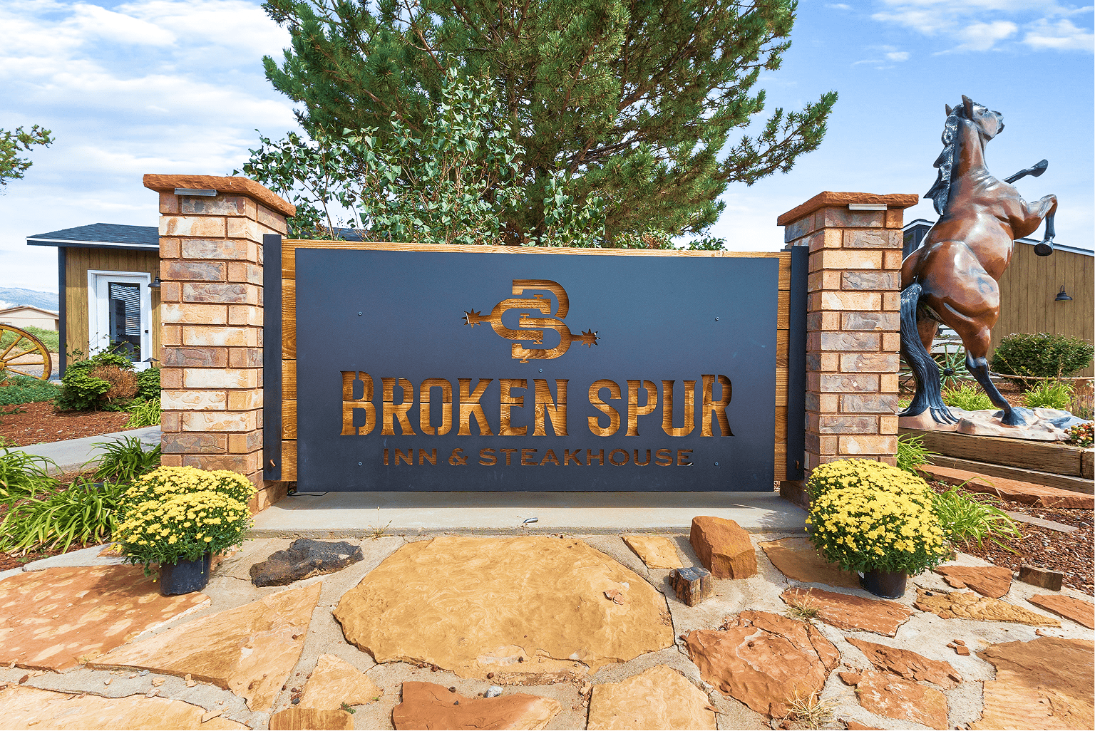 Hotel exterior at Broken Spur Inn & Steakhouse in Torrey Utah