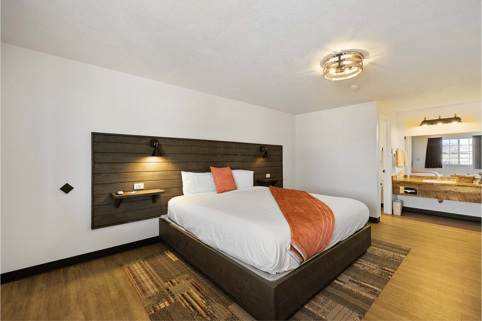 Single king hotel room in Torrey Utah at Broken Spur Inn & Steakhouse