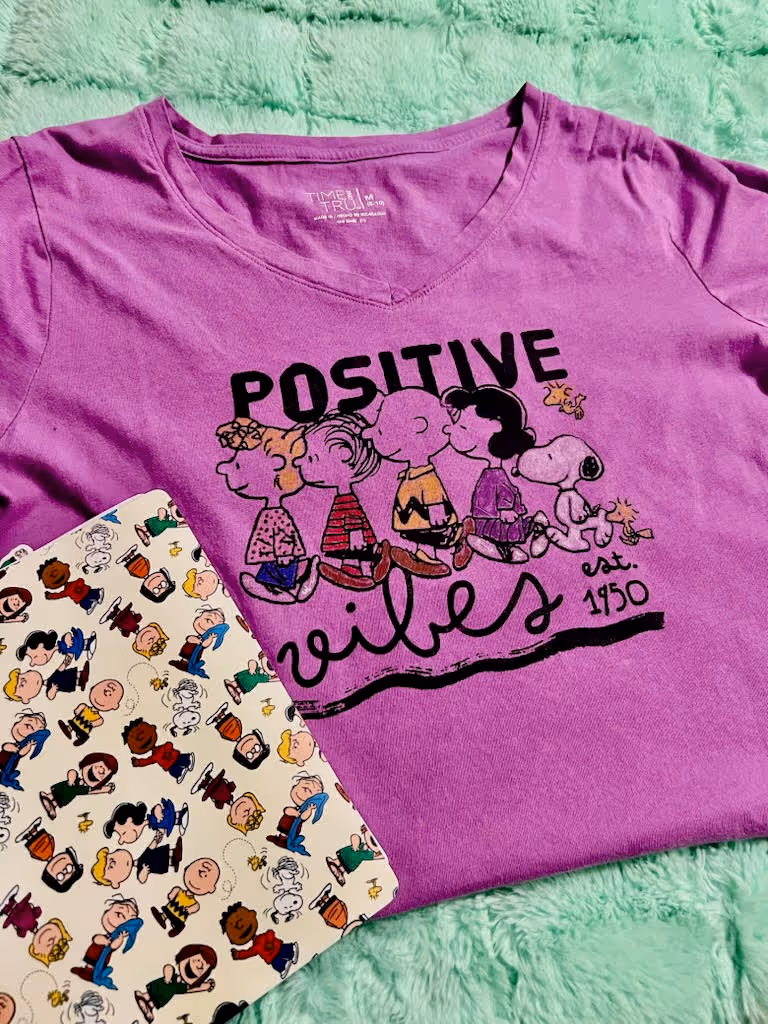 Anyone is an artist with Eileen! Her T-Shirt Printing class is wearable art. 