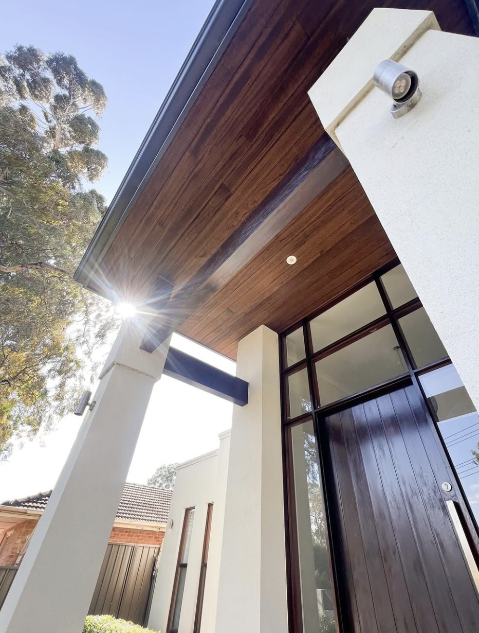 Interior carpentry & bespoke detailing