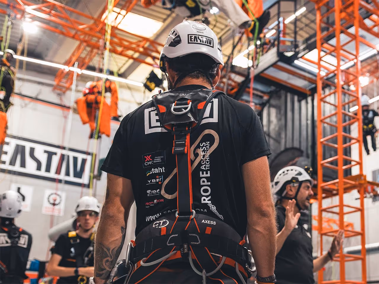 eastav-tienda-material-trabajos-altura