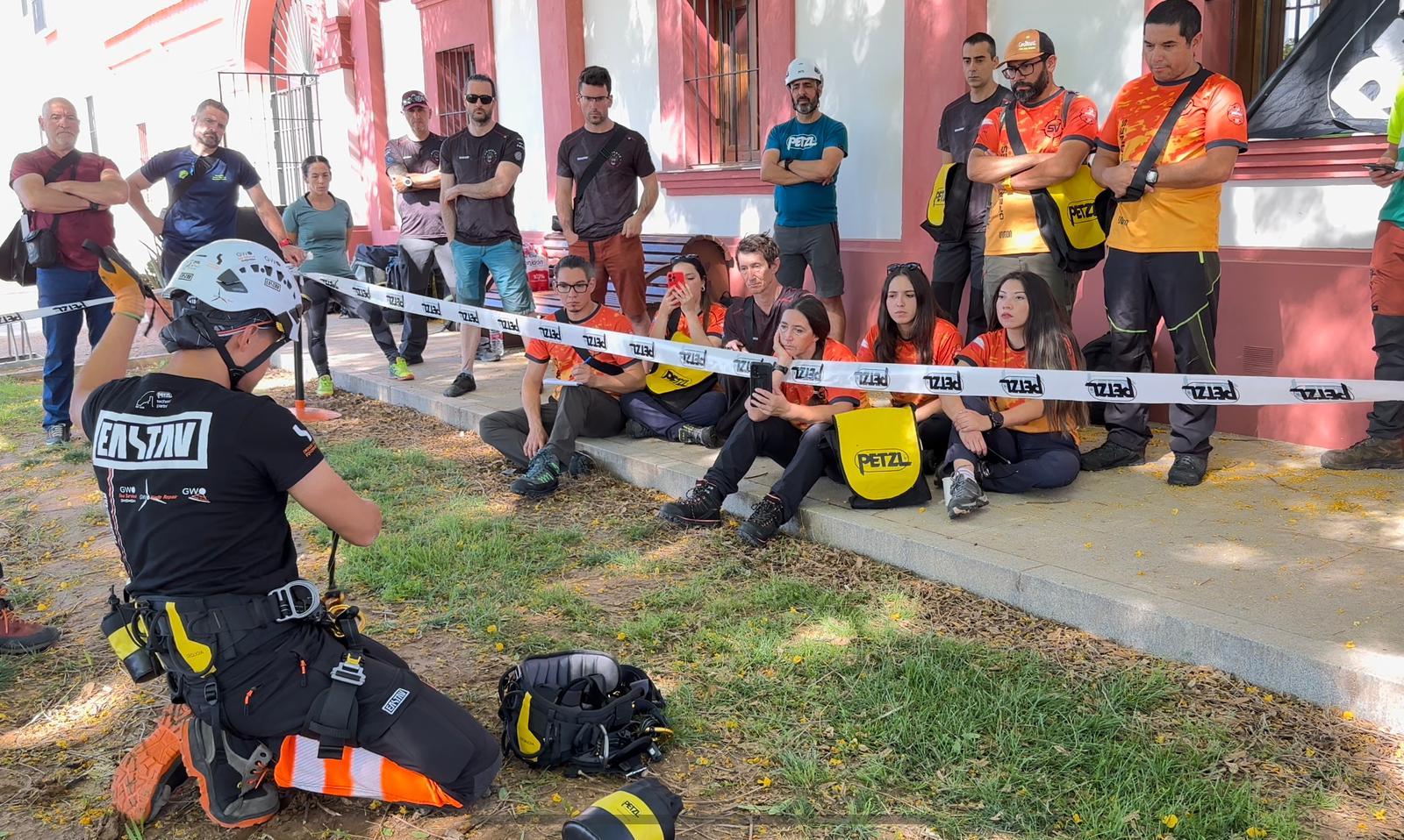 instructores trabajo en alturas, arboricultura en tree care tour eastav Hacienda Santa Cruz, en la localidad de La Rinconada, Sevilla
