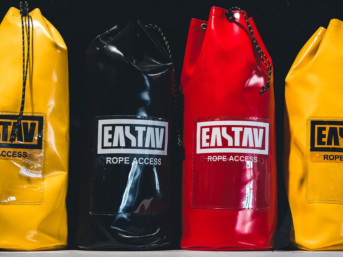 EASTAV | Equipos certificados para trabajos en altura - EASTAV